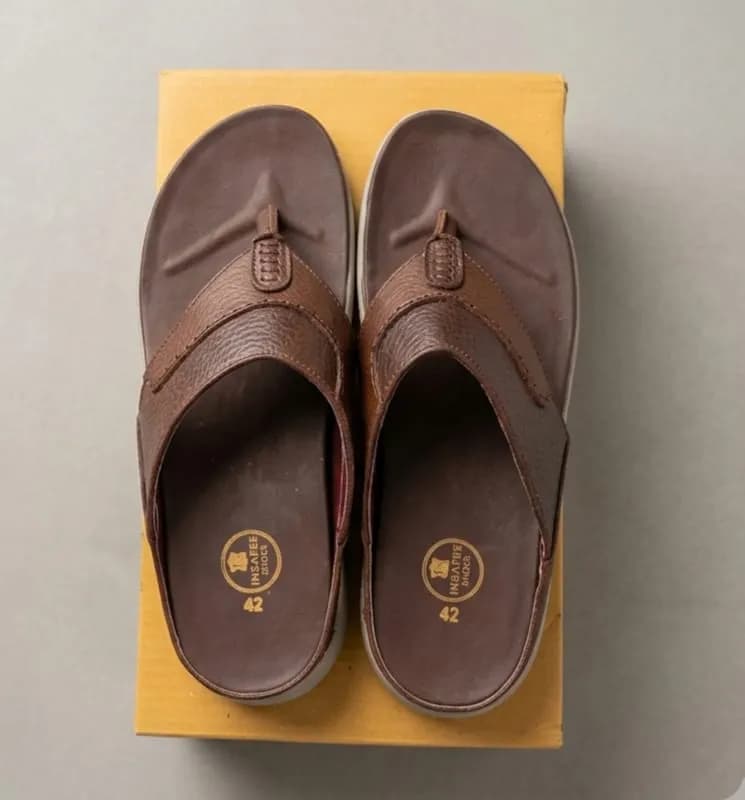 Sandel Maroon
