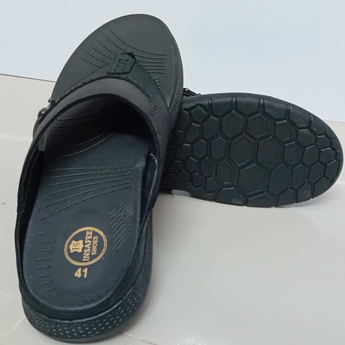 Sandel Black 
