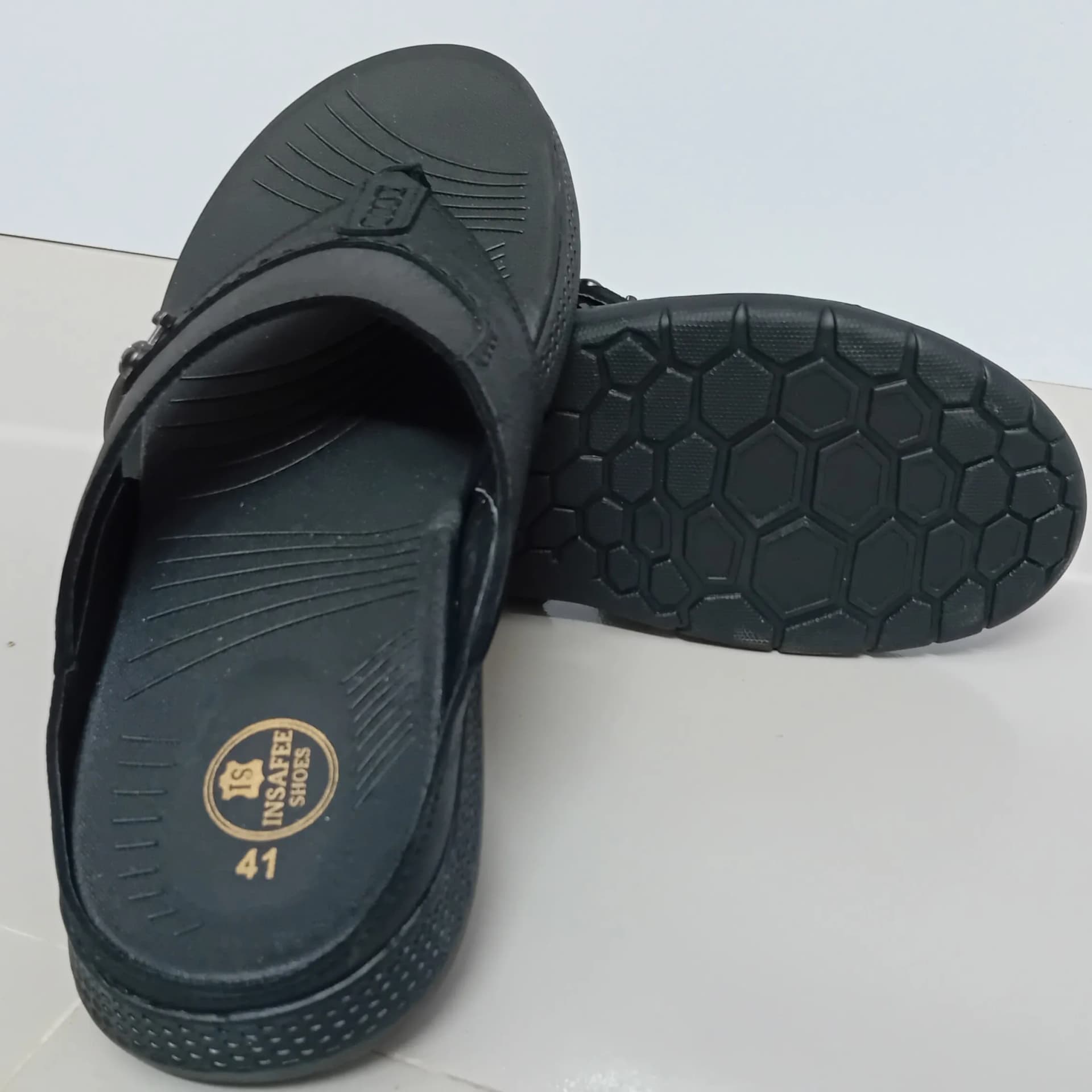 Sandel Black